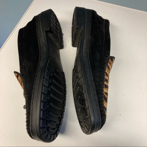 STUART WEITZMAN For  Browns Sz 9.5 Suede Tiger Print Pony Hair Slip On Loafer - Picture 3 of 11